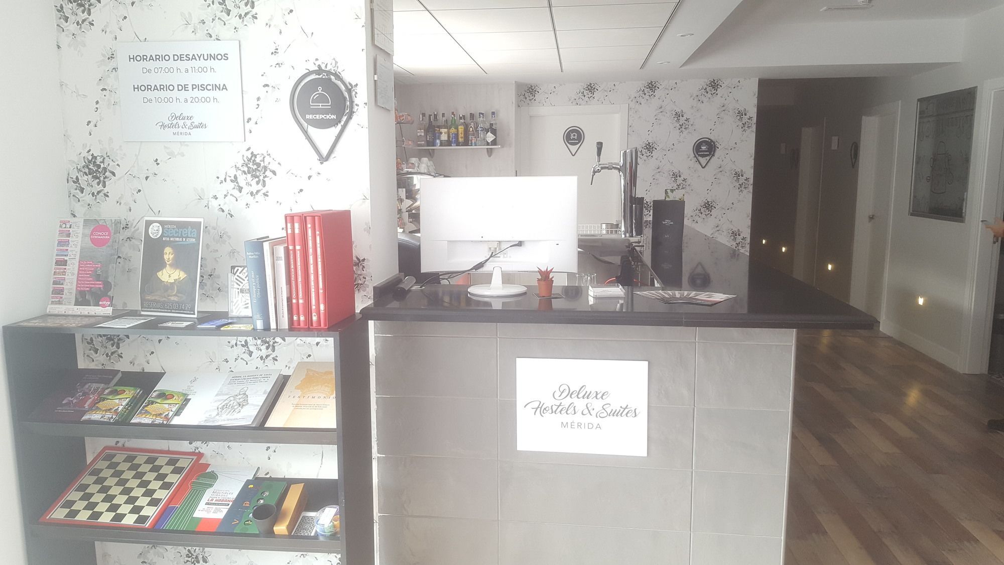 Deluxe Hostels & Suites 梅里达 外观 照片